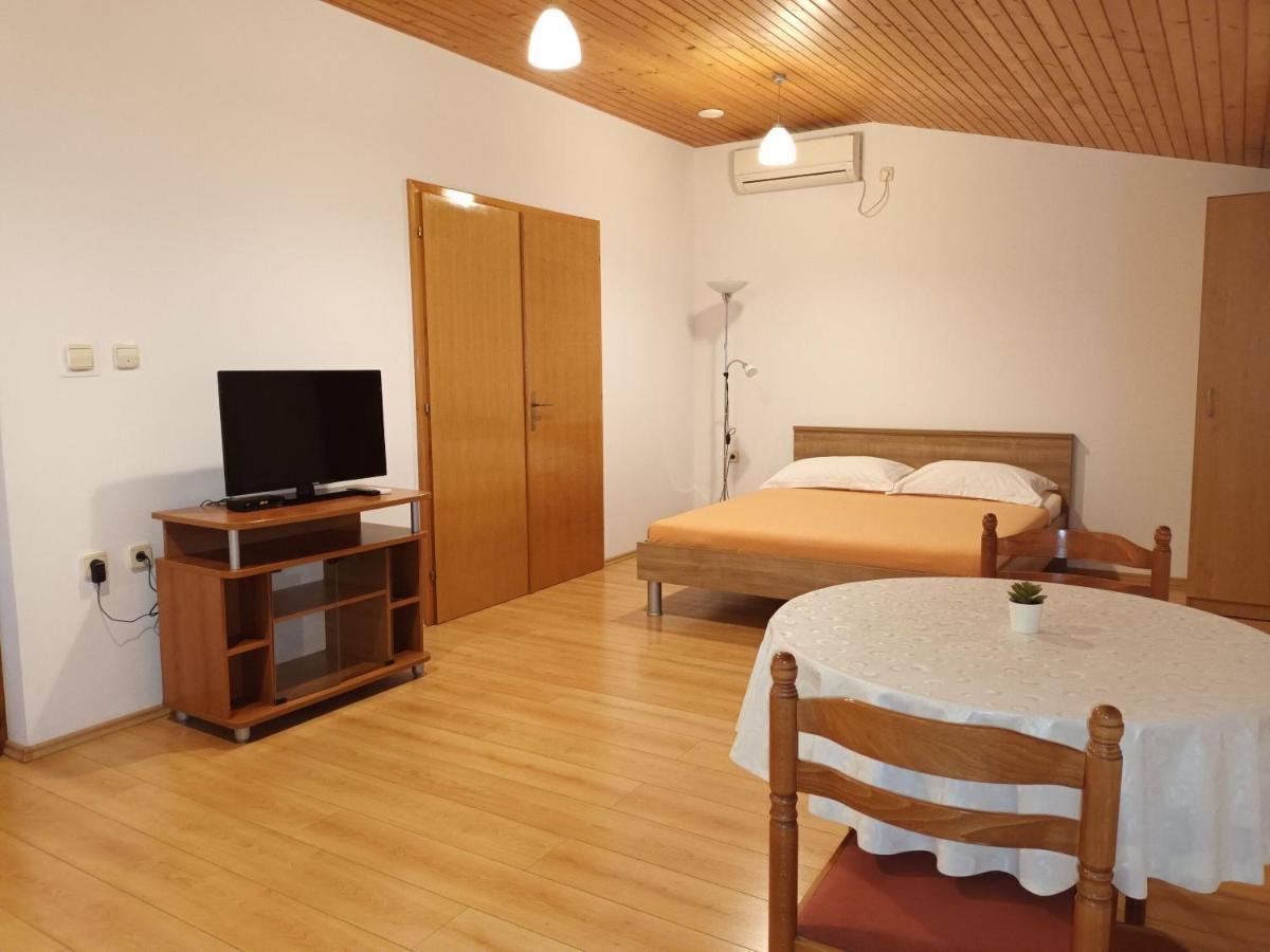 Apartments Boris Vodice Kültér fotó